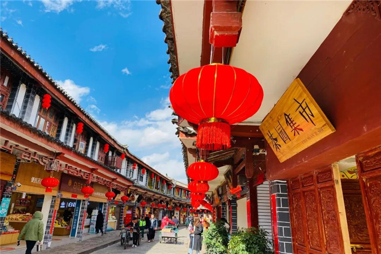 春暖花開麗江歡迎您，趁著春日正好，來一場古鎮(zhèn)之旅！