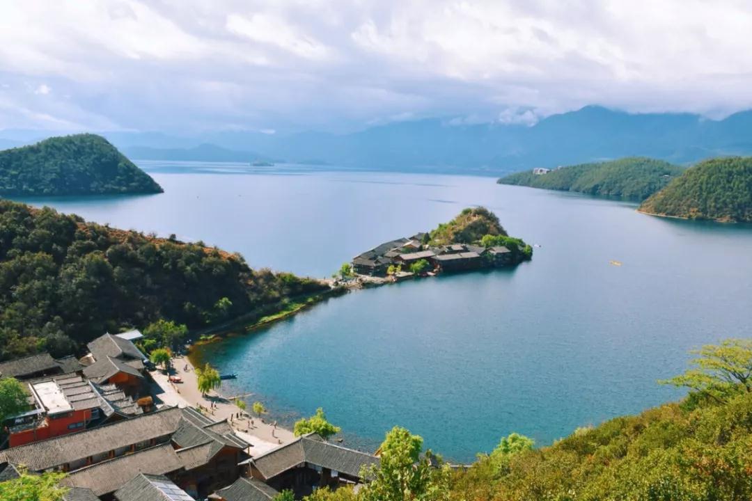不到里格半島，不算來過瀘沽湖！  麗江傳媒公司