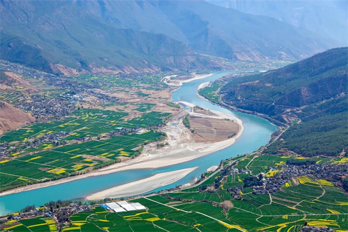 麗江旅游攻略：麗江，一座被金沙江偏愛的城市！來麗江體會(huì)非遺文化